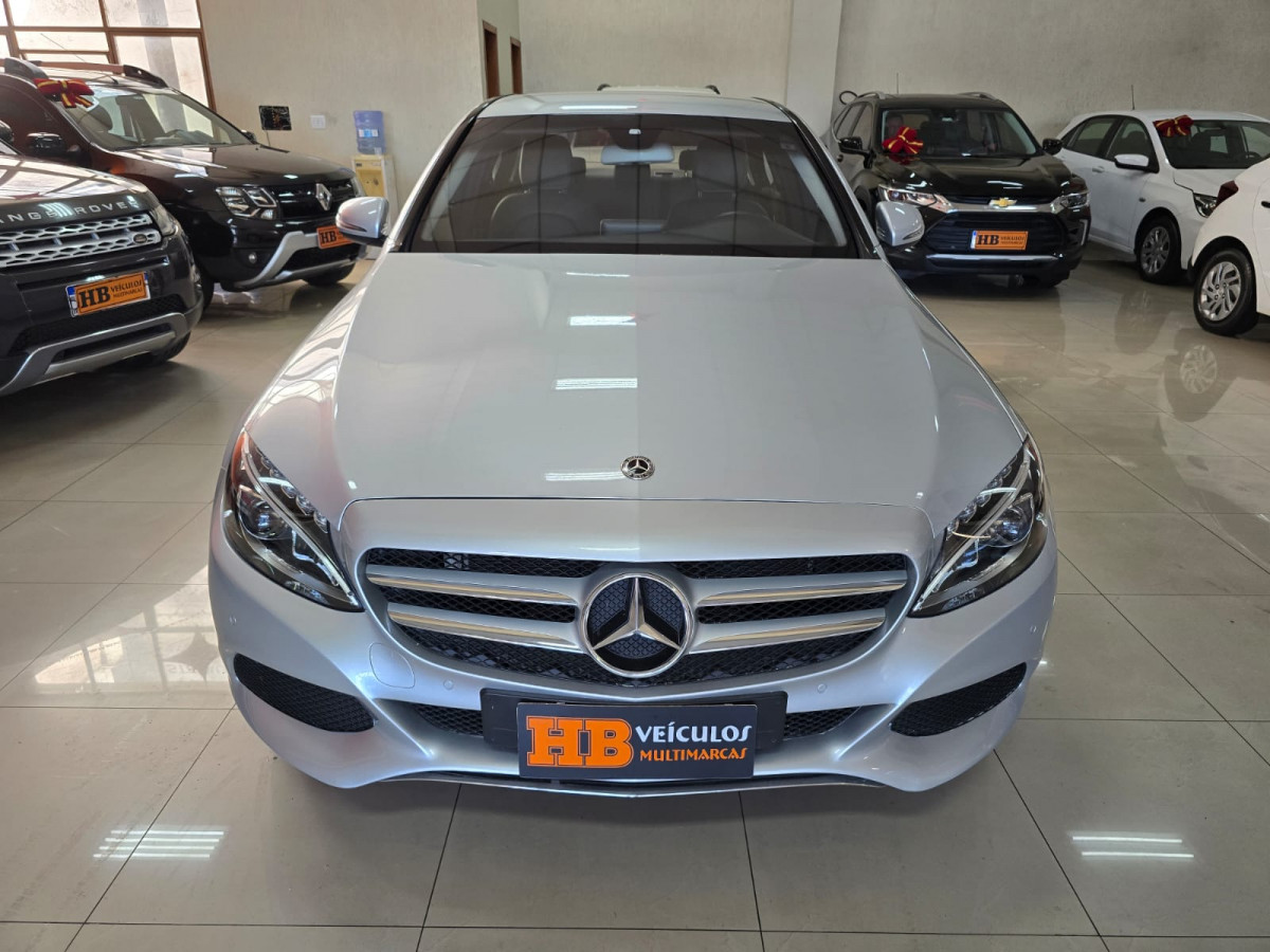 Mercedes-Benz C-180 1.6 Turbo 16V/Flex 16V Aut. na cor Cinza no Porto Alegre / RS - 49061
