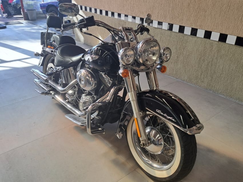 HARLEY-DAVIDSON SOFTAIL DELUXE FLDE  na cor Preto no Porto Alegre / RS - 49088