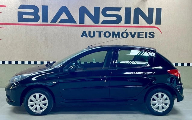 imagem-https://www.socarrao.com.br/sc-vehicle-images-prod/49095/1785522691935-X9oaJp8n20csRA2rywoi7uagIzPOZdzU.jpg