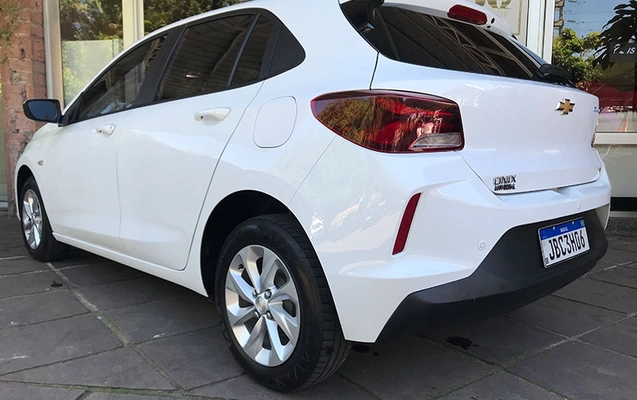 imagem-https://www.socarrao.com.br/sc-vehicle-images-prod/49131/1780515479323-PRhCWw4Tj1ltMTzgxICAibvsKsoTV1tl.jpg