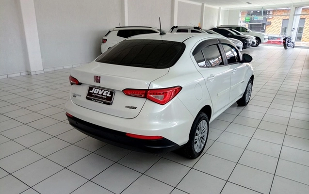 imagem-https://www.socarrao.com.br/sc-vehicle-images-prod/49181/1777922371498-29736ebb-c255-413a-8429-9cf405f7a7e5.jpg