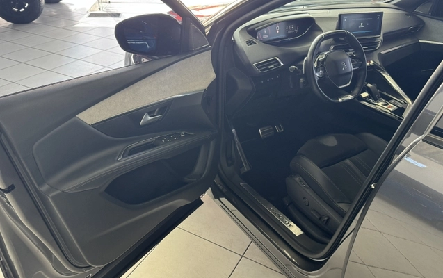 imagem-https://www.socarrao.com.br/sc-vehicle-images-prod/49500/1788291599663-MjVYftiTa6k5bUqyPB3lLDqH57cSBFZP.jpg