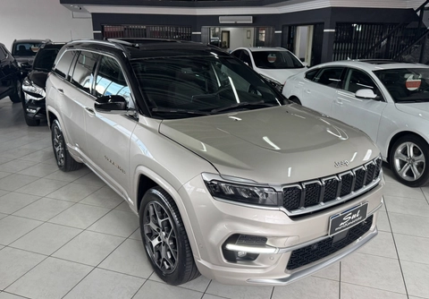 Jeep Commander 2023 Amarelo — foto 1 de 3