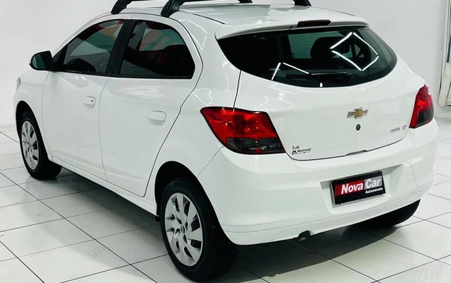 imagem-https://www.socarrao.com.br/sc-vehicle-images-prod/49537/1787695270654-7400901_7_B_539ffd64a5.jpeg