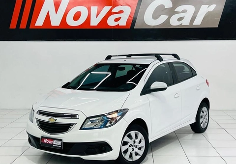 Chevrolet Onix 2016 Branco — foto 1 de 3
