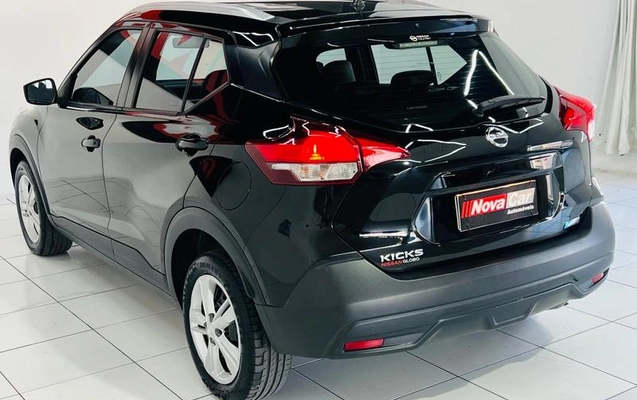 imagem-https://www.socarrao.com.br/sc-vehicle-images-prod/49561/1775737587368-7767702_5_B_8671bf4da8.jpeg