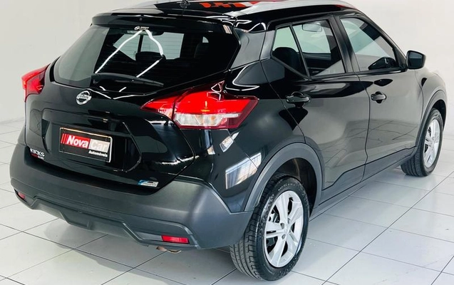 imagem-https://www.socarrao.com.br/sc-vehicle-images-prod/49561/1775737587371-7767702_7_B_2f92243cfc.jpeg