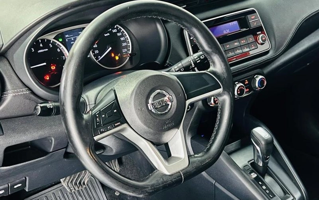 imagem-https://www.socarrao.com.br/sc-vehicle-images-prod/49561/1775737587373-7767702_8_B_020f811fba.jpeg