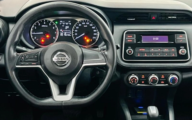 imagem-https://www.socarrao.com.br/sc-vehicle-images-prod/49561/1775737587380-7767702_12_B_b0b6ae937c.jpeg