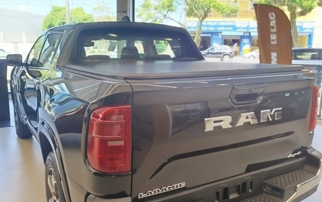 imagem-https://www.socarrao.com.br/sc-vehicle-images-prod/49596/1773490275898-vehicle_image_1769522428_fac693d4354e8f7e26b4db9b9229b45f.jpeg