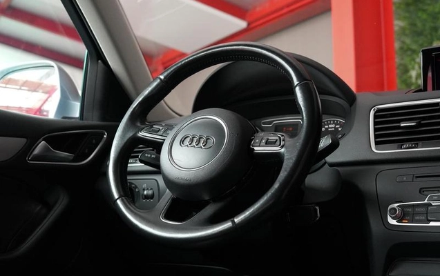 imagem-https://www.socarrao.com.br/sc-vehicle-images-prod/49601/1789650267437-4633571_20_B_d7c7d72d3f.jpeg