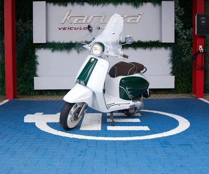 Motorino Lambreta V200 Special 2017 Branco — foto 1 de 3