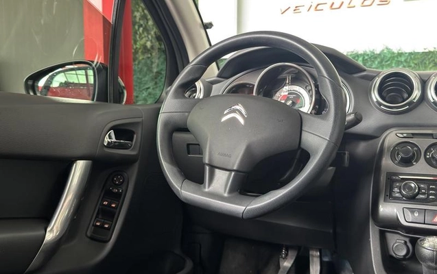 imagem-https://www.socarrao.com.br/sc-vehicle-images-prod/49677/1789499052233-7763764_18_B_dfd9f02950.jpeg