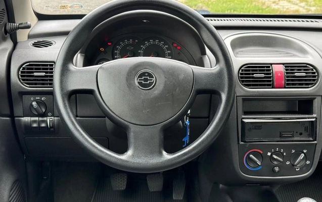 imagem-https://www.socarrao.com.br/sc-vehicle-images-prod/49960/1788959995167-7737593_1_B_b49b1d890c.jpeg