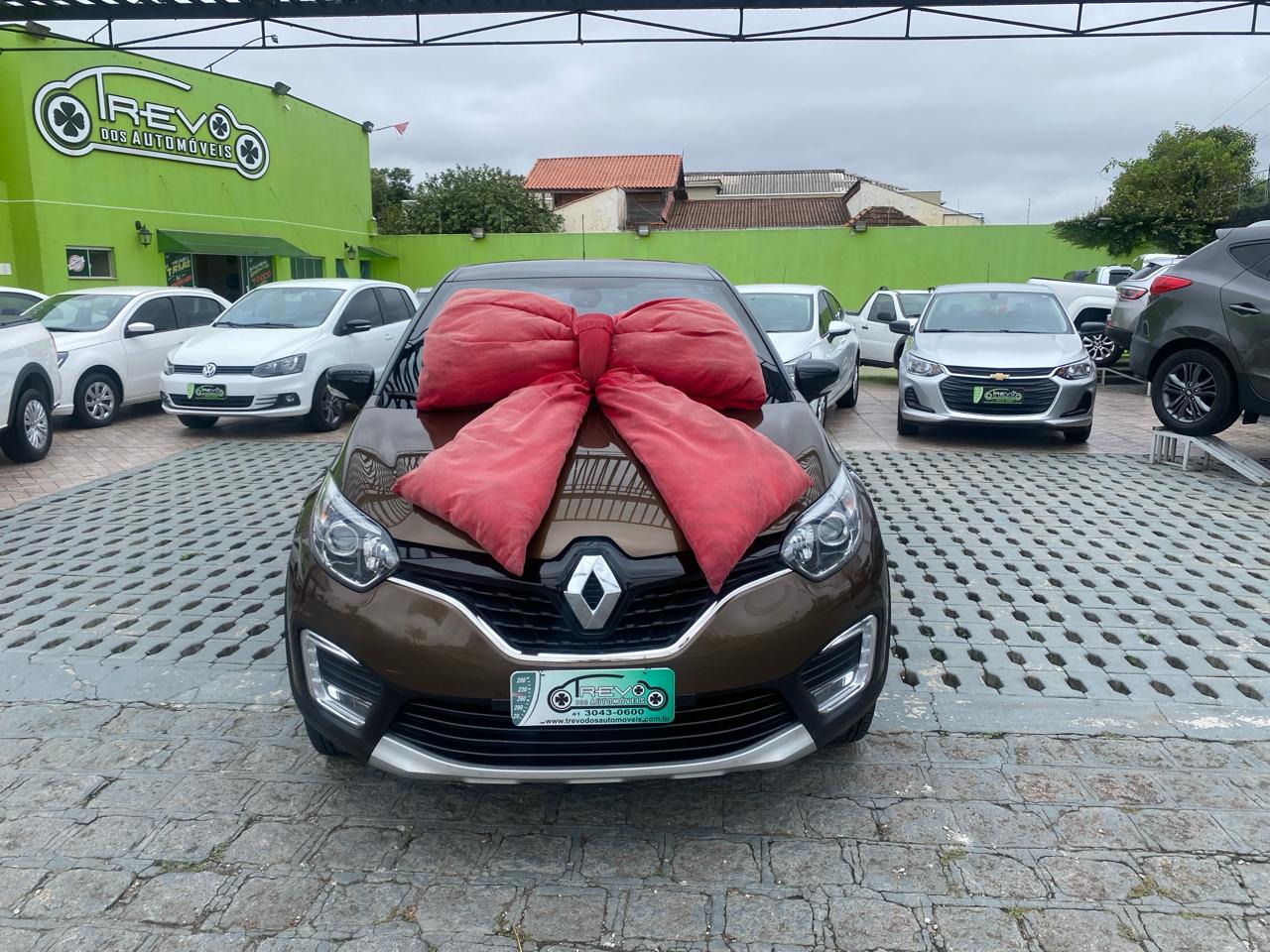 Renault Captur Intense 2.0 16V Flex 5p Aut. na cor Branco em Curitiba / PR - 49971
