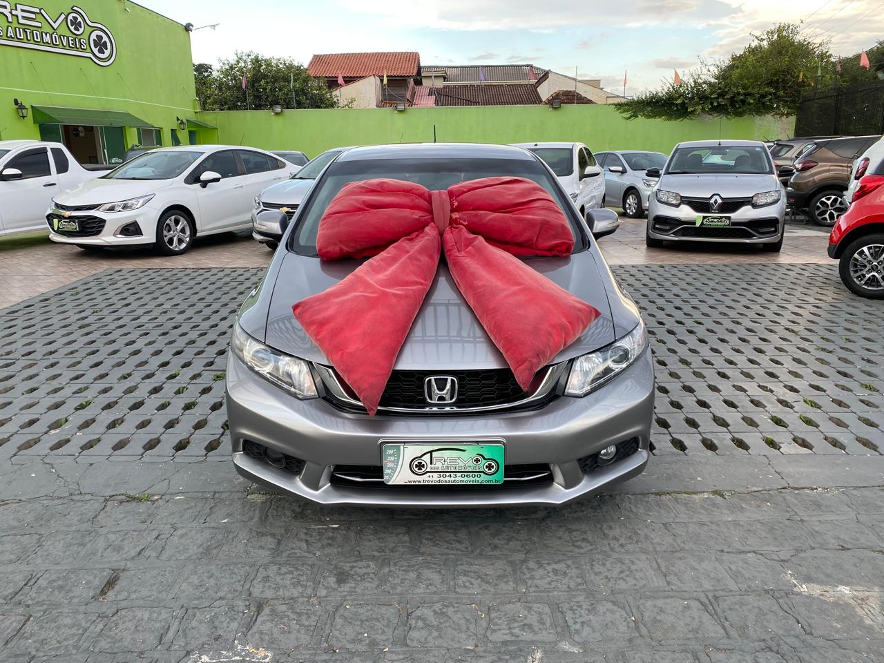 Honda Civic 2016 Cinza — foto 1 de 3