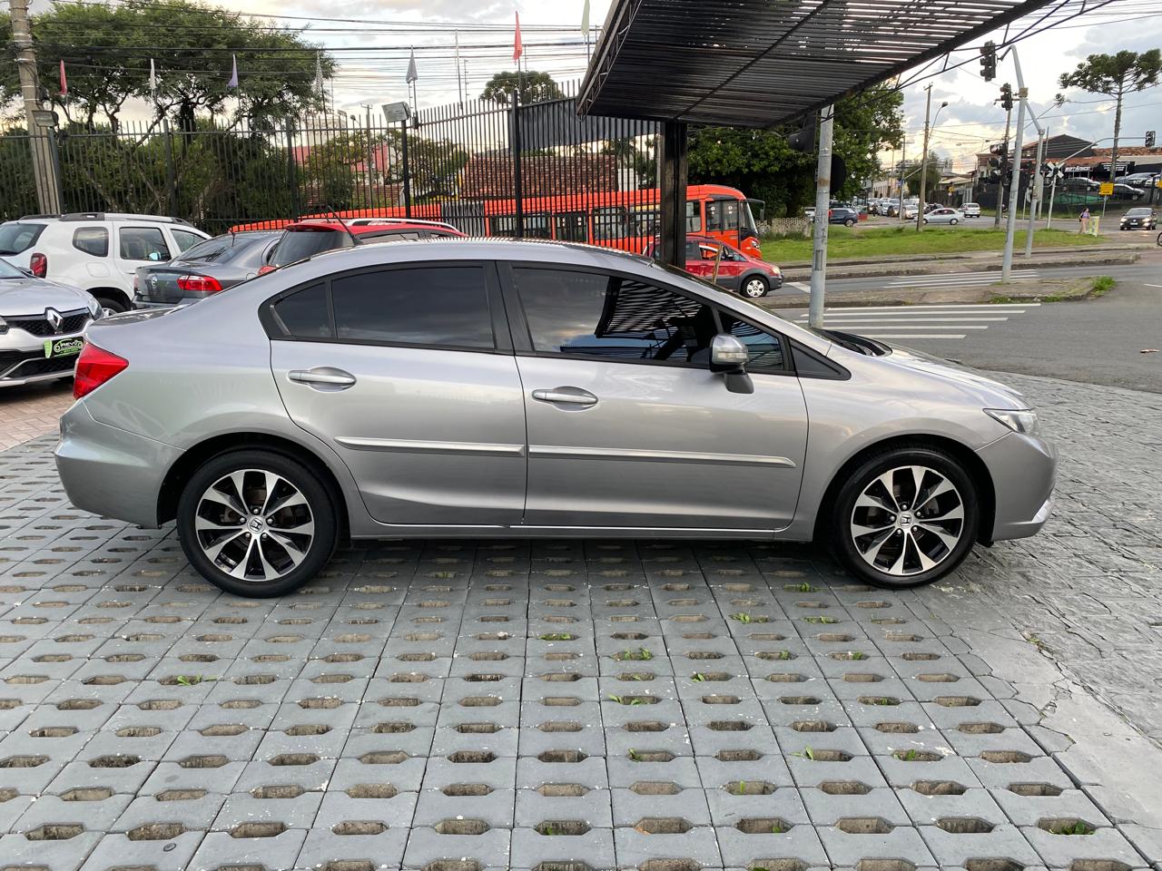 imagem-https://www.socarrao.com.br/sc-vehicle-images-prod/49979/1769989005792-6555857OR_1743898496_29_820.jpg