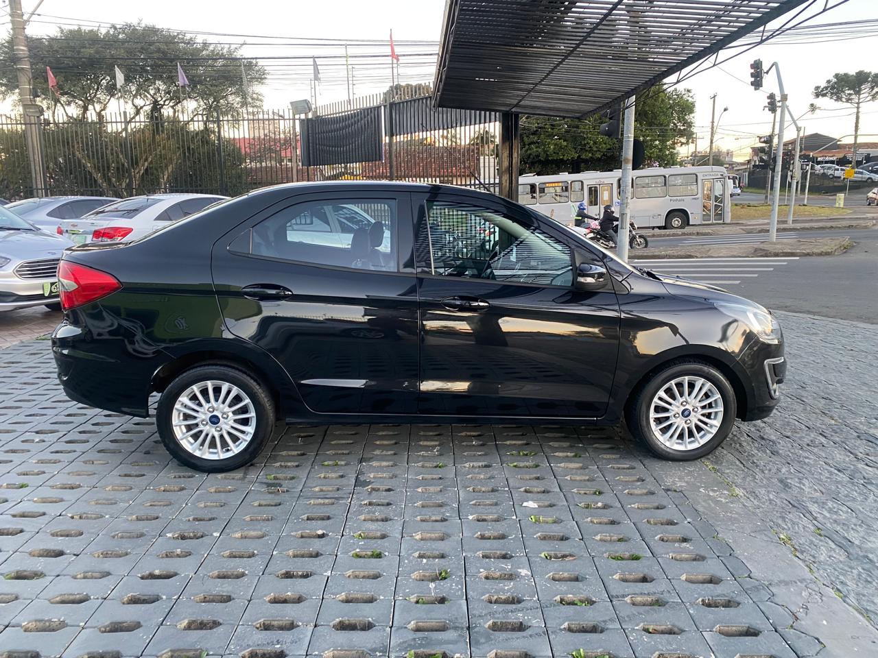 imagem-https://www.socarrao.com.br/sc-vehicle-images-prod/50009/1769989012462-7094712OR_1764351903_81_670.jpg