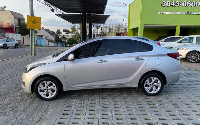 imagem-https://www.socarrao.com.br/sc-vehicle-images-prod/50019/1769989014657-7136622OR_1766858073_18_140.jpg