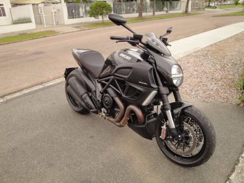 DUCATI DIAVEL 1198 Black  na cor Preto em Curitiba / PR - 50090