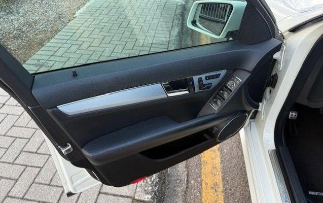 imagem-https://www.socarrao.com.br/sc-vehicle-images-prod/50099/1769989008591-6917738OR_1763763150_1_160.jpg