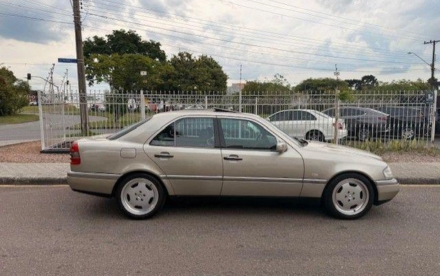 imagem-https://www.socarrao.com.br/sc-vehicle-images-prod/50108/1782419449396-7614341_0_B_785c05c145.jpeg