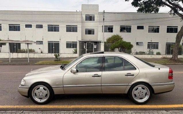 imagem-https://www.socarrao.com.br/sc-vehicle-images-prod/50108/1782419449398-7614341_9_B_29eb1a9d7f.jpeg
