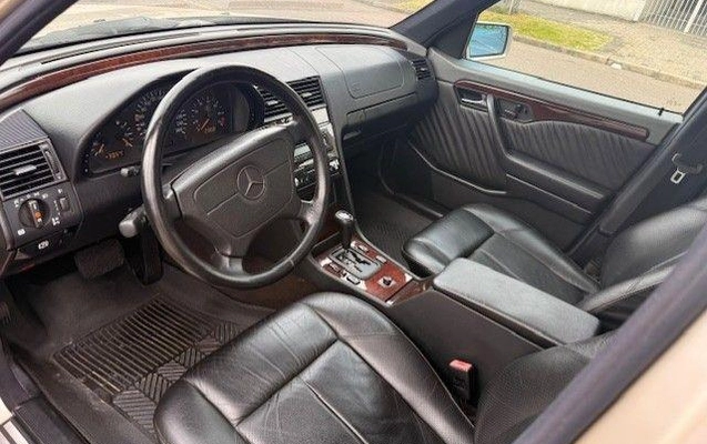 imagem-https://www.socarrao.com.br/sc-vehicle-images-prod/50108/1782419449403-7614341_12_B_051822b1a6.jpeg