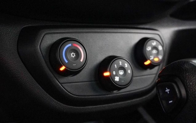 imagem-https://www.socarrao.com.br/sc-vehicle-images-prod/50292/1787332246697-7709018_19_B_e4dfc29820.jpeg