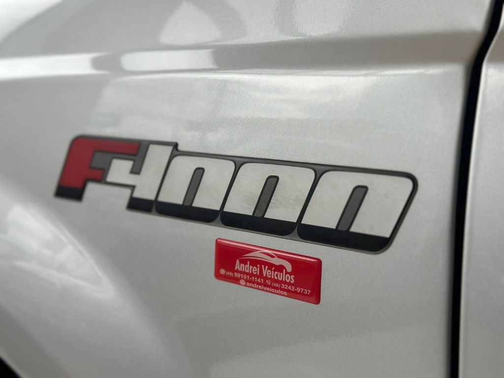 imagem-https://www.socarrao.com.br/sc-vehicle-images-prod/50425/1769989022160-7140627OR_1765287814_75_890.jpg