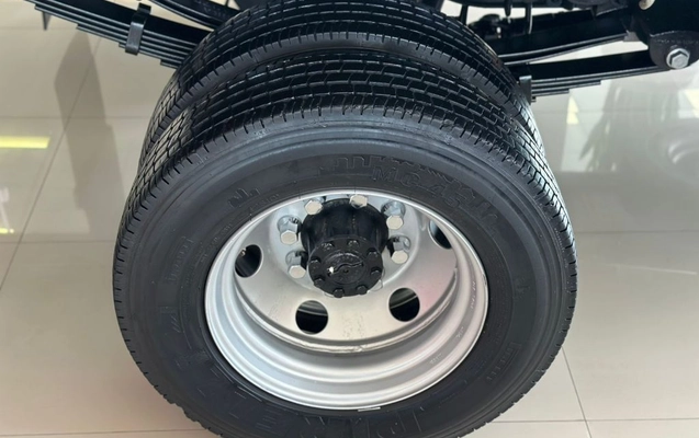 imagem-https://www.socarrao.com.br/sc-vehicle-images-prod/50425/1769989022160-7140627OR_1765287817_94_470.jpg