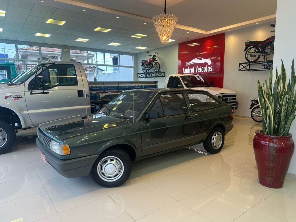 Volkswagen Gol 1994 Cinza — foto 1 de 3