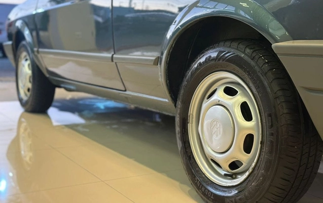imagem-https://www.socarrao.com.br/sc-vehicle-images-prod/50429/1769989023158-7173236OR_1766080255_61_740.jpg