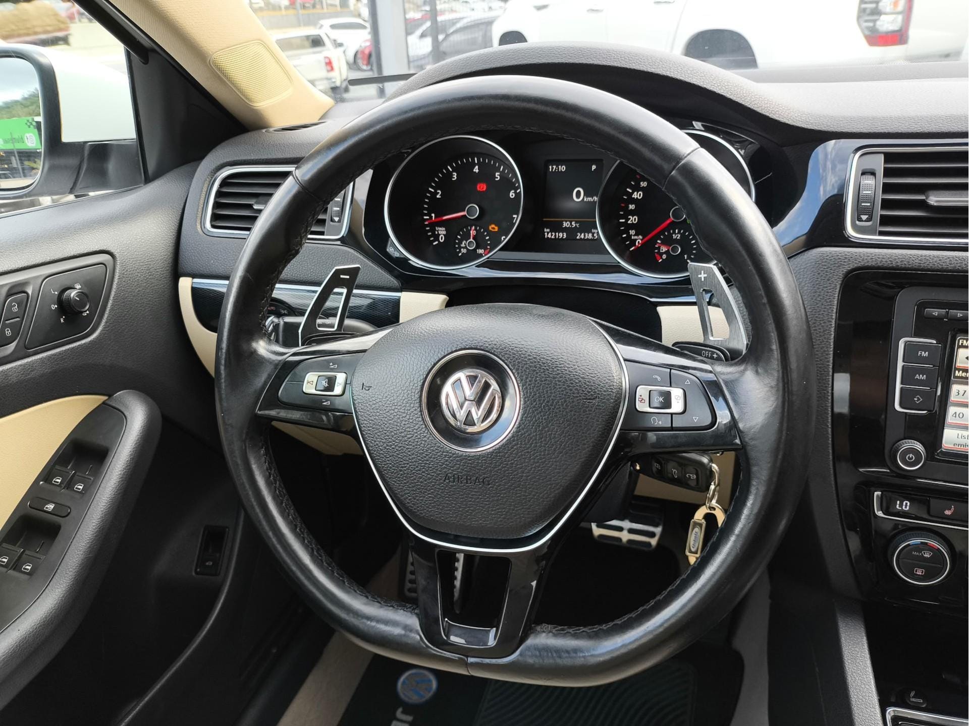 imagem-https://www.socarrao.com.br/sc-vehicle-images-prod/50442/1769989017317-6539108OR_1741968653_77_90.jpg