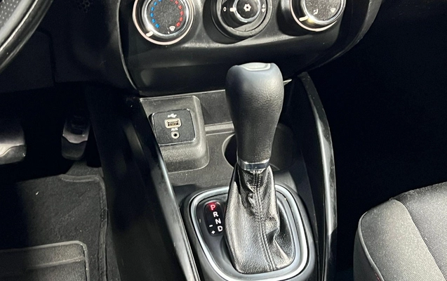 imagem-https://www.socarrao.com.br/sc-vehicle-images-prod/50447/1776877632905-b0eed3ccb7584ee6926c15c163eb0266_1747657969838.jpeg