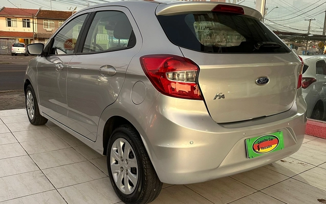 imagem-https://www.socarrao.com.br/sc-vehicle-images-prod/50465/1769989018283-6924045OR_1758629926_99_210.jpg