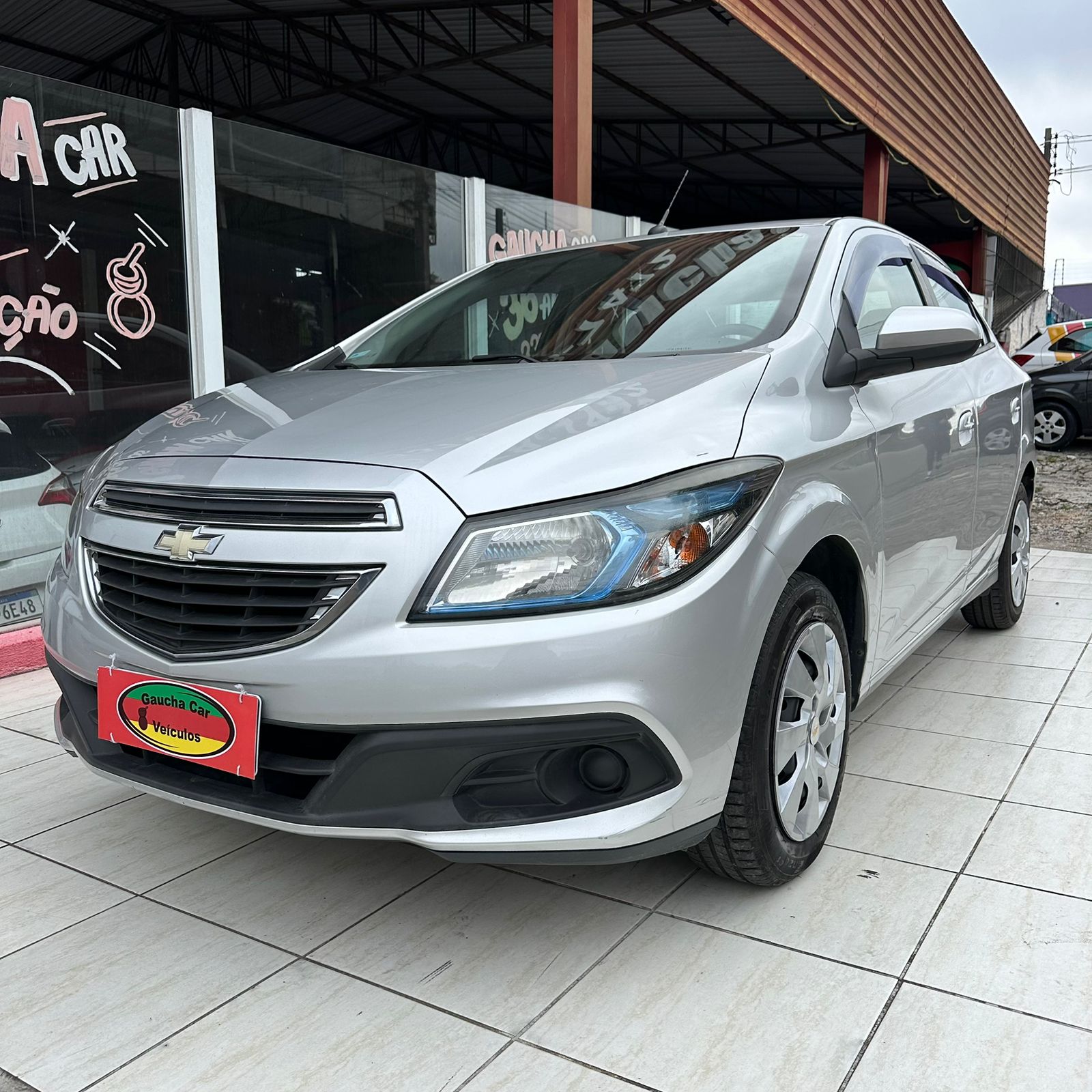 Chevrolet Prisma 2015 Cinza — foto 1 de 3