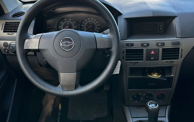 imagem-https://www.socarrao.com.br/sc-vehicle-images-prod/50478/1769989021121-7087117OR_1764333483_62_470.jpg