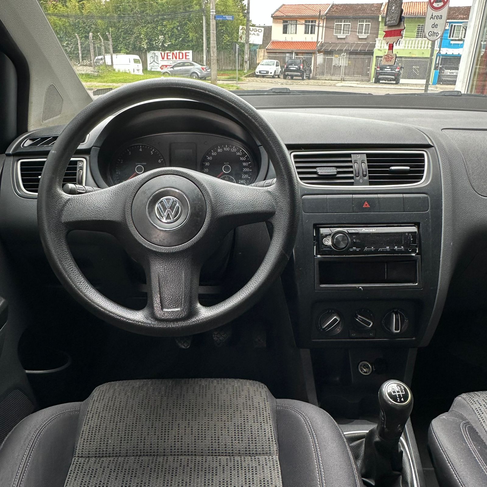 imagem-https://www.socarrao.com.br/sc-vehicle-images-prod/50479/1769989021450-7087327OR_1764616627_37_750.jpg
