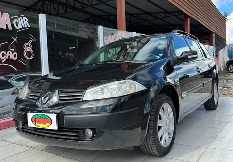 Renault Megane 2012 Preto — foto 1 de 3