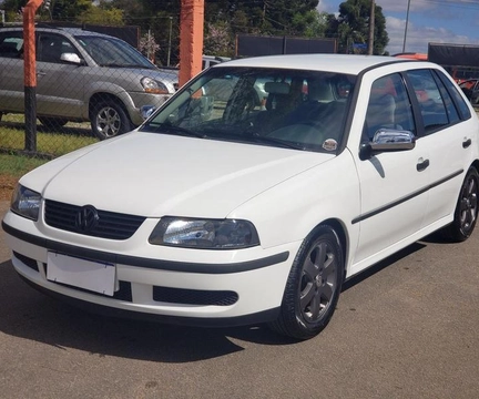 Volkswagen Gol 1.6 MSI Flex 8V 5p 2000 Branco — foto 1 de 3