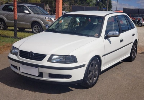Volkswagen Gol 1.6 MSI Flex 8V 5p 2000 Branco — foto 1 de 3
