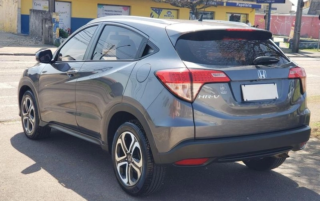 imagem-https://www.socarrao.com.br/sc-vehicle-images-prod/50540/1790780591604-7346572_7_B_00e9cf75a7.jpeg