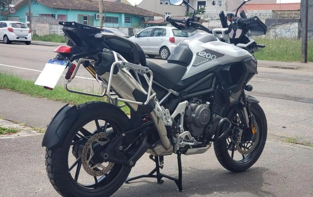 imagem-https://www.socarrao.com.br/sc-vehicle-images-prod/50546/1790780603421-7626560_11_B_436c90673e.jpeg