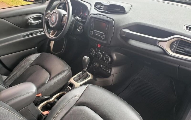 imagem-https://www.socarrao.com.br/sc-vehicle-images-prod/50550/1791303996716-7710829_6_B_74885d265b.jpeg