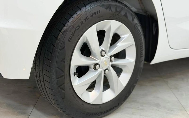 imagem-https://www.socarrao.com.br/sc-vehicle-images-prod/50823/1784852189741-7626797_14_B_b35a9241fe.jpeg