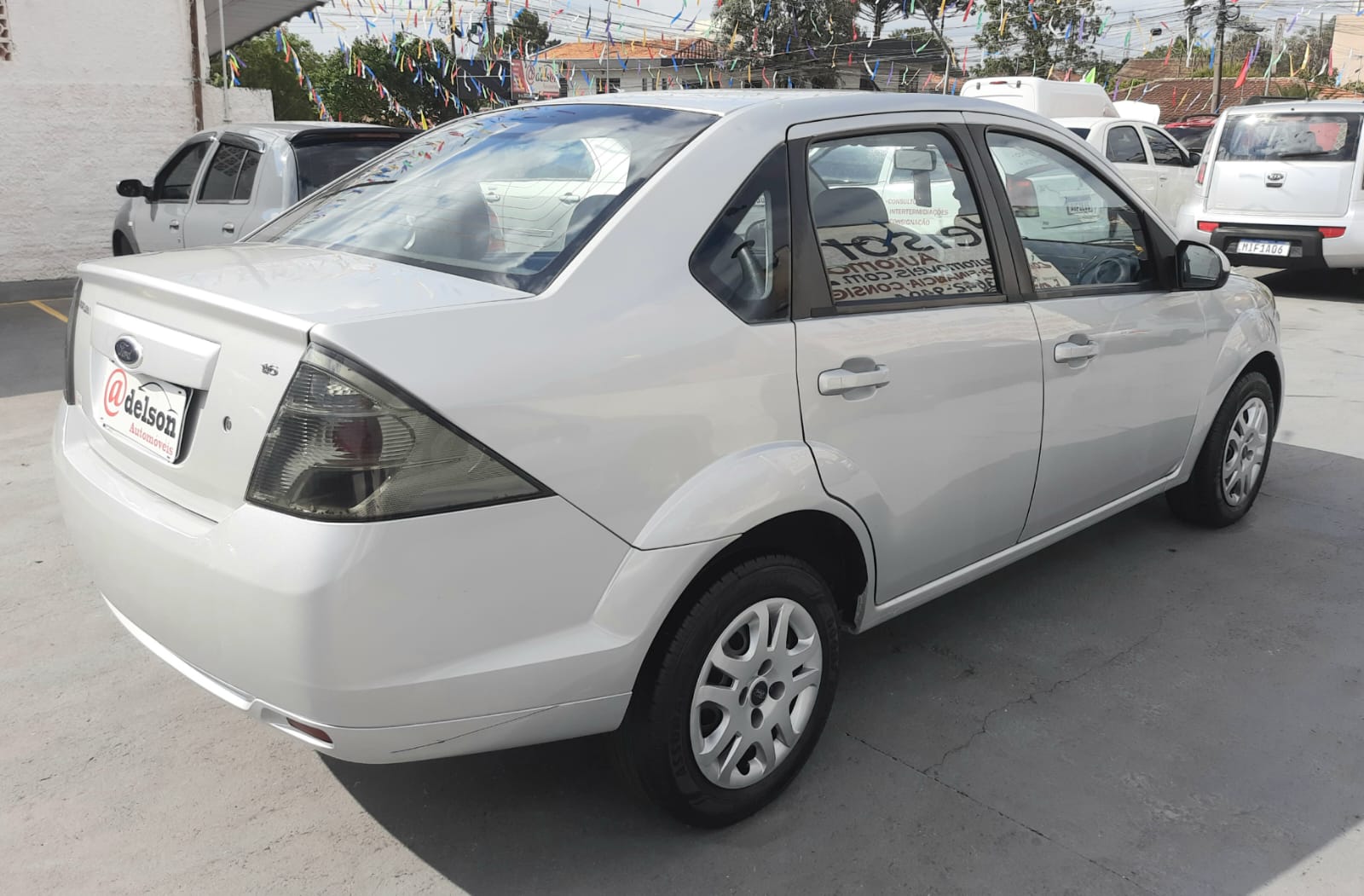 imagem-https://www.socarrao.com.br/sc-vehicle-images-prod/50927/1769989031602-7234117OR_1768919133_78_50.jpg