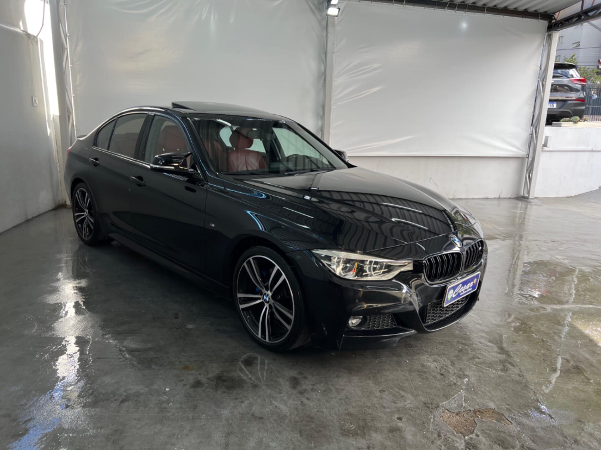 BMW 328i Touring na cor Preto em Curitiba / PR - 51115