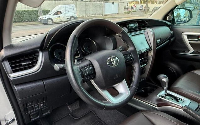imagem-https://www.socarrao.com.br/sc-vehicle-images-prod/51433/1784227069395-7073156_2_B_954f968089.jpeg