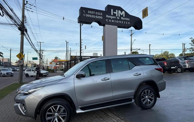 imagem-https://www.socarrao.com.br/sc-vehicle-images-prod/51433/1784227069415-7073156_4_B_5678714c3a.jpeg